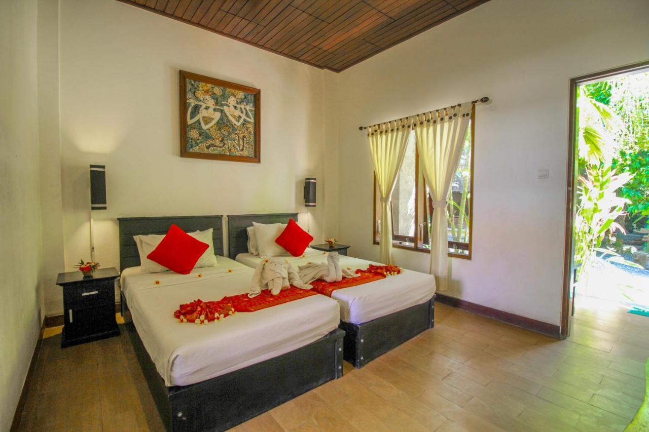 Hotel The Galuh Pekutatan Pulukan Exterior foto